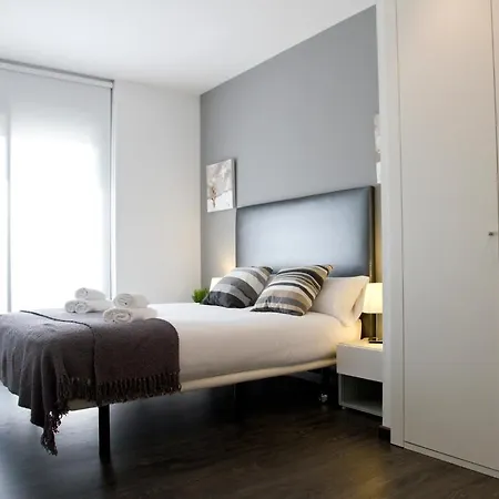 Hotel Dailyflats Parc Gueell 3*