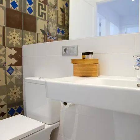 Hotel Dailyflats Parc Gueell 3*