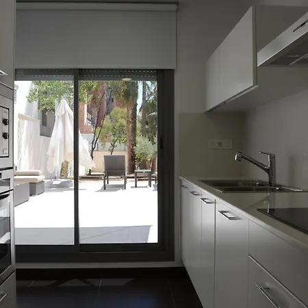 Dailyflats Parc Gueell Hotel 3*